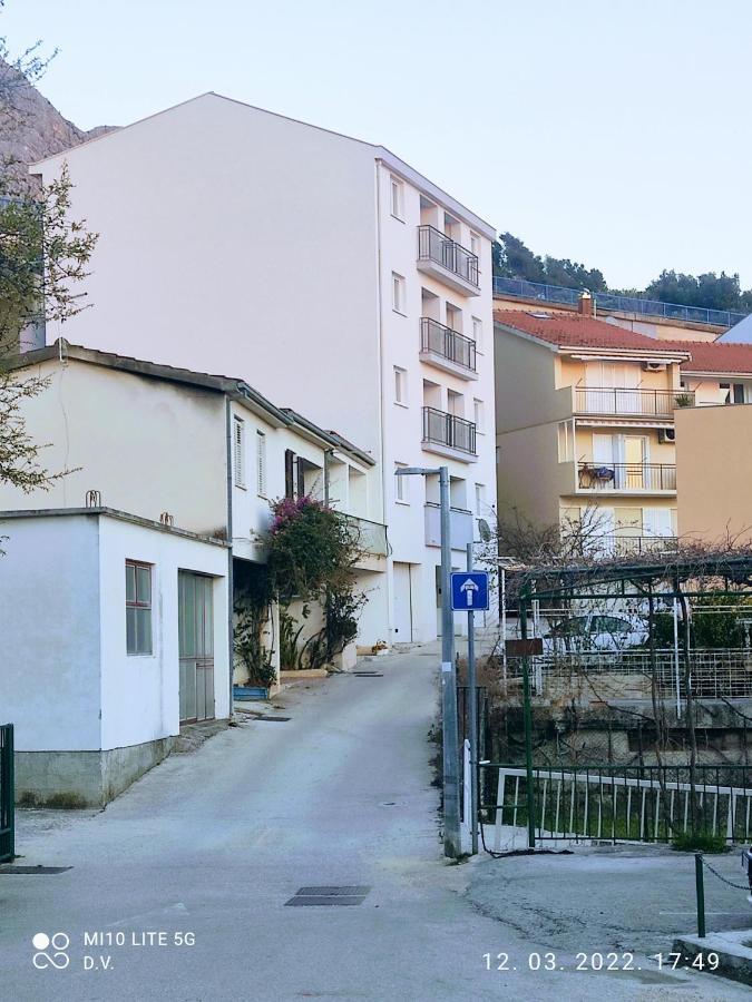 Apartmani Daniela Podgora Buitenkant foto